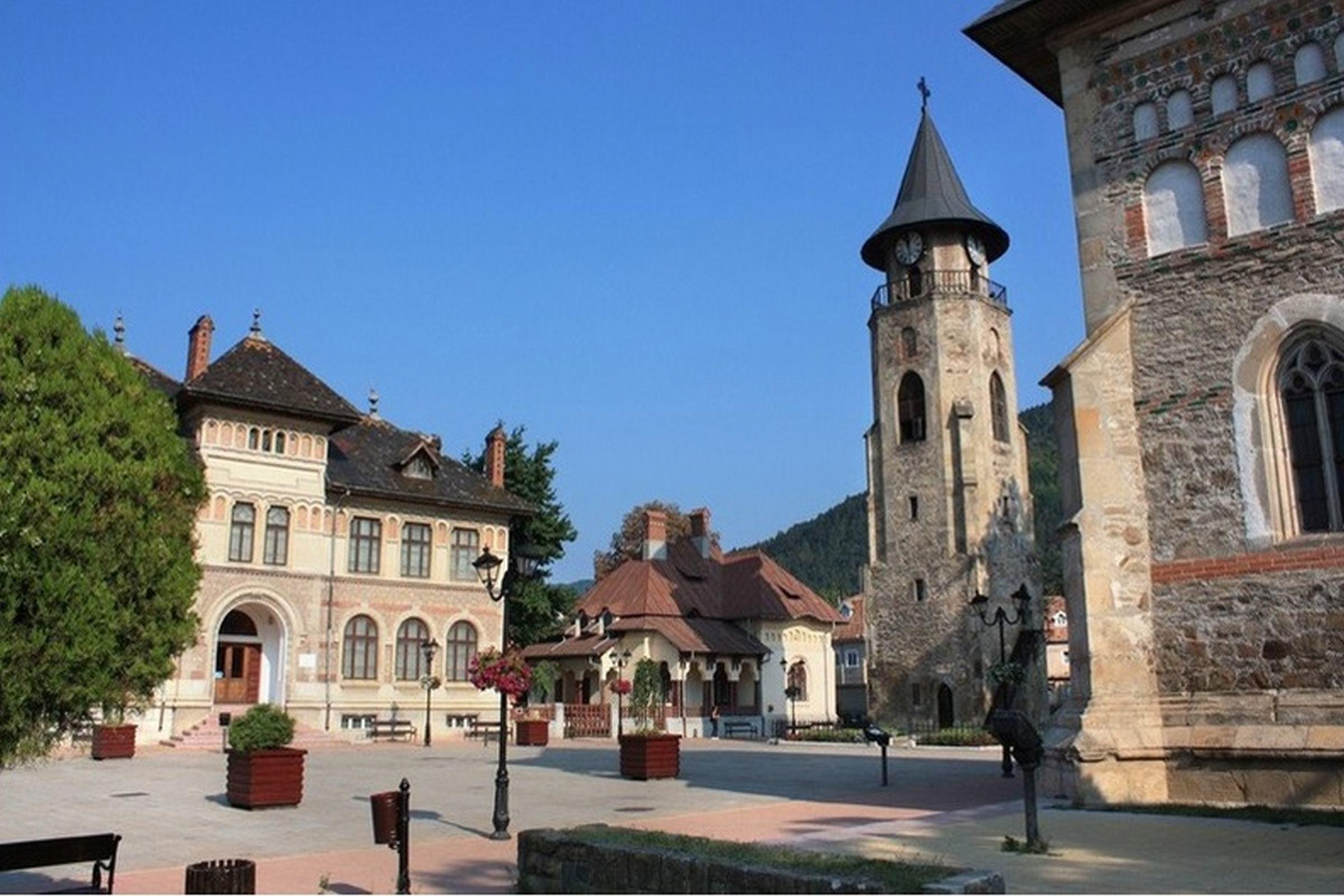 Central Plaza Hotel Piatra Neamţ Exterior foto